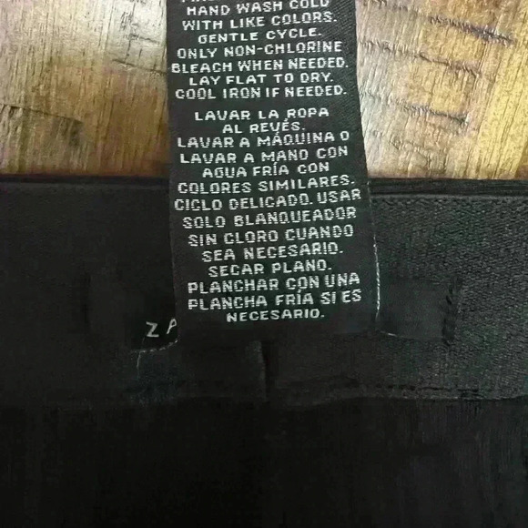 Zac & Rachel Black, wide flowy ribbed leg pants size Large - Picture 9 of 10